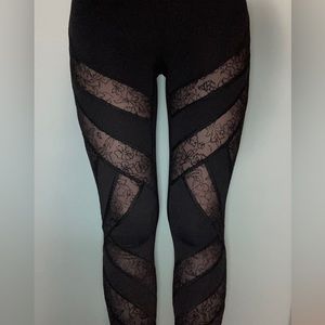 COPY - Lululemon wunder under tech mesh 25” high rise, floral pattern mesh, siz…